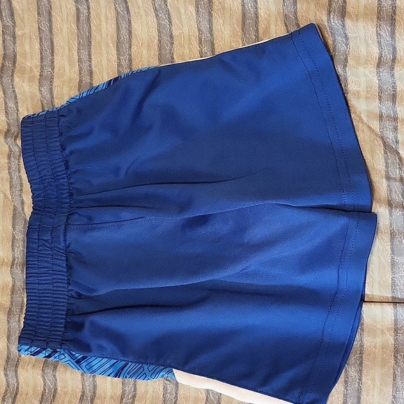 Puma boy shorts - Picture 2 of 4